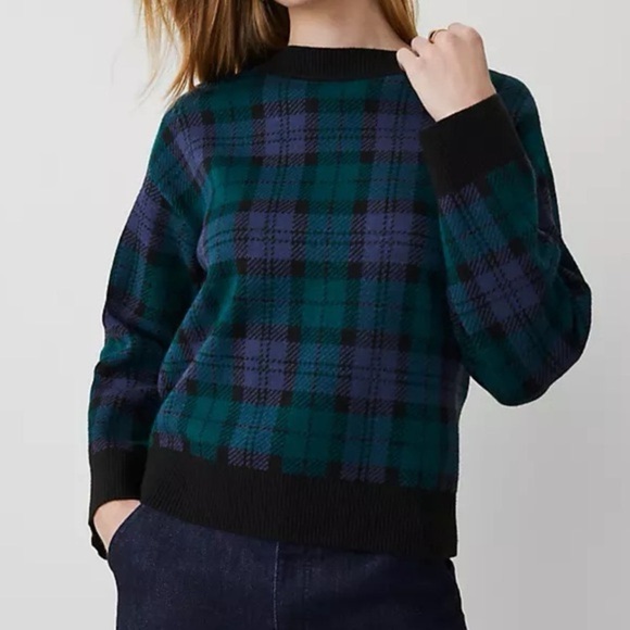 Ann Taylor Crew Neck Sweater Size XL Plaid Rainforest Relaxed fit - Picture 2 of 11